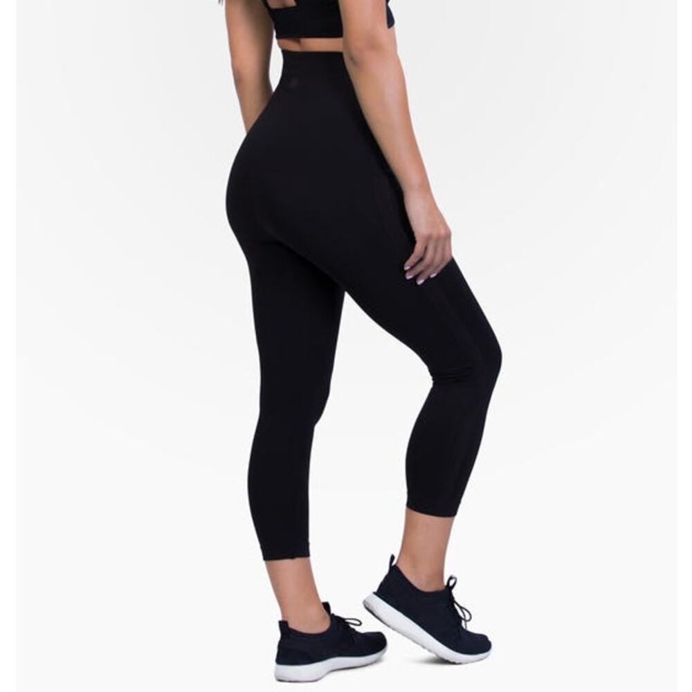 Belly Bandit Mother Tucker Postpartum Compression Capri Leggings Black Size M
